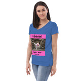 "Woman Tsundoku" v-neck t-shirt