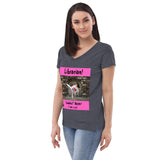 "Woman Tsundoku" v-neck t-shirt