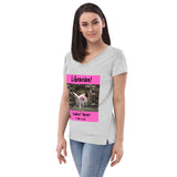 "Woman Tsundoku" v-neck t-shirt